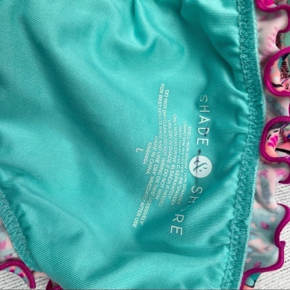 Shade & Shore Pink Ruffled Bikini Size 38B Floral Geometric - Picture 4 of 4